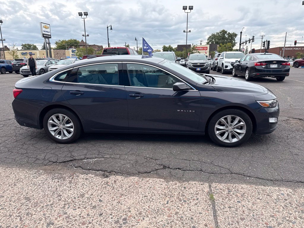 Used 2025 Chevrolet Malibu LT FWD image 8