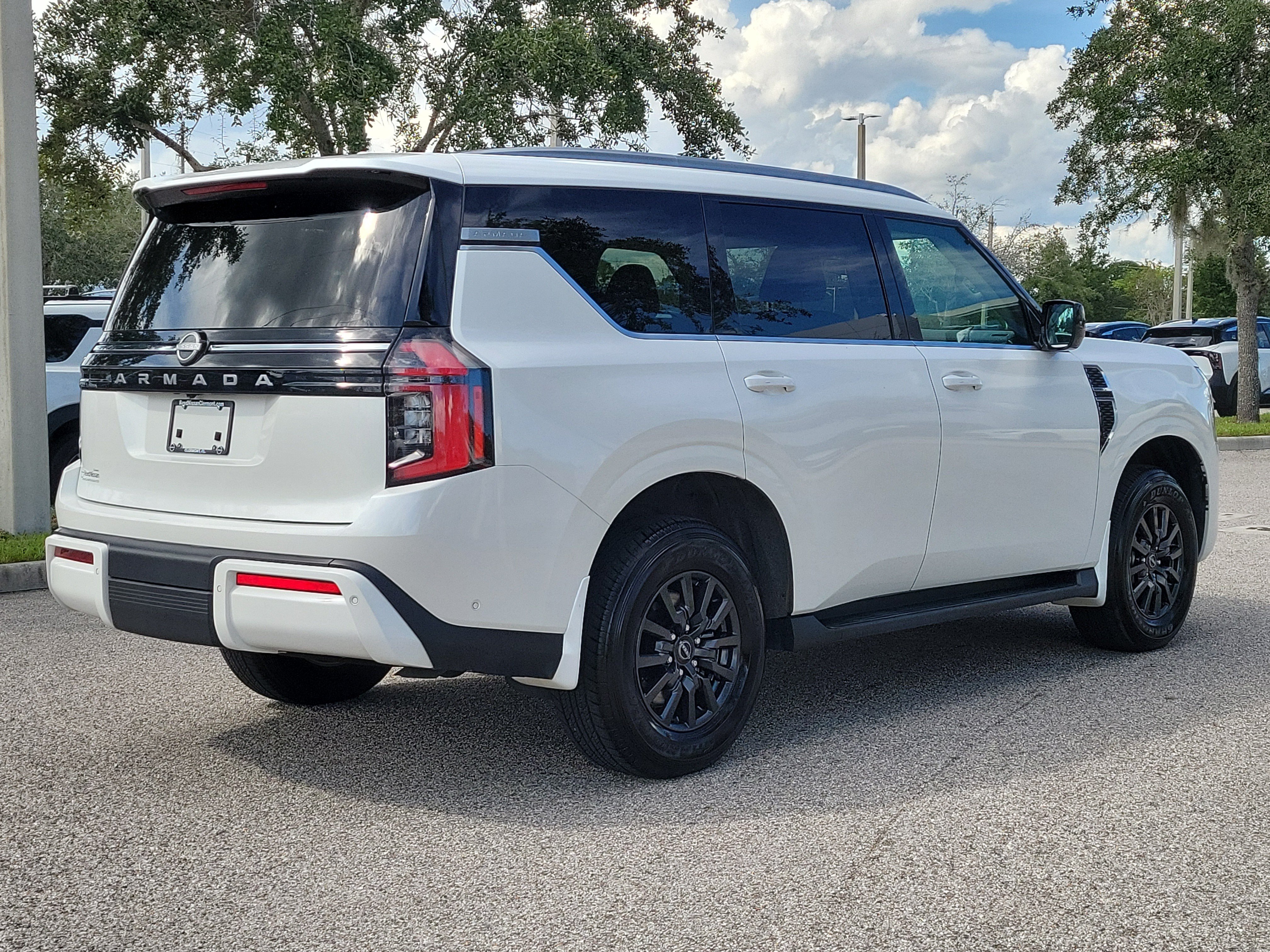 Certified 2026 Nissan Armada SV RWD image 5