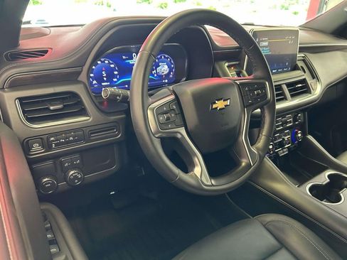 Used 2024 Chevrolet Tahoe LT RWD image 13
