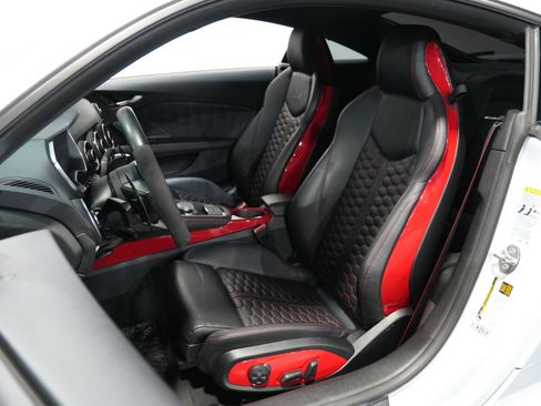 Used 2020 Audi TT RS w/ Technology Package image 29