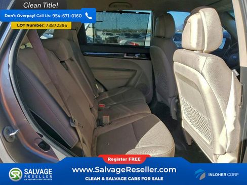 Used 2015 Kia Sorento LX image 13