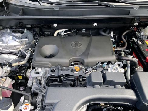 Used 2024 Toyota RAV4 LE FWD image 30