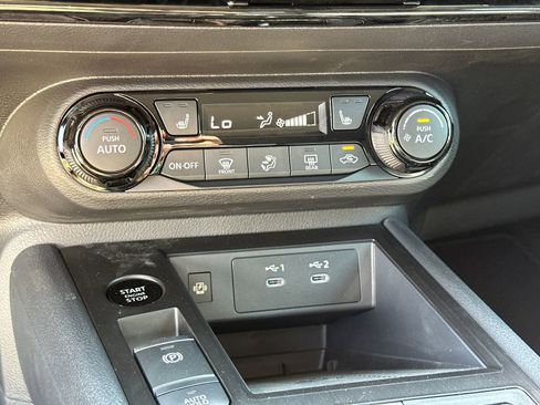 New 2026 Nissan Kicks SV w/ SV Premium Package image 30