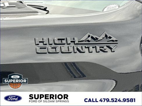 Used 2024 Chevrolet Silverado 3500 High Country w/ Technology Package image 17