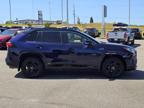 Used 2019 Toyota RAV4 XSE w/ XSE Weather Package AWD/4WD image 7