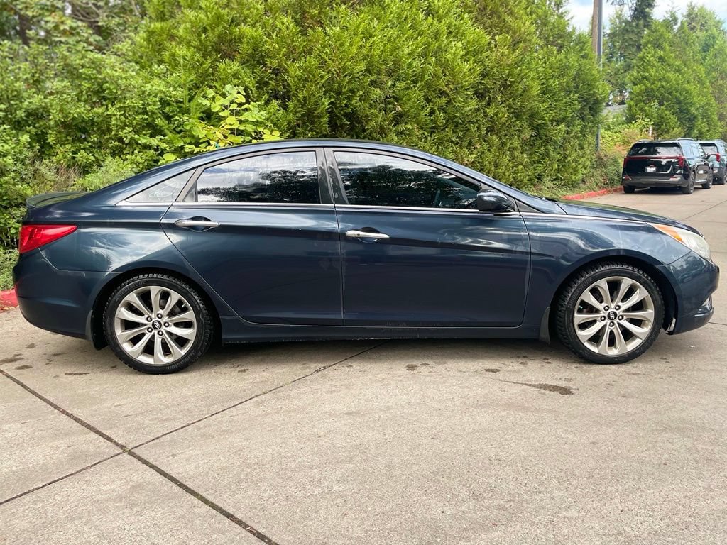 Used 2013 Hyundai Sonata SE FWD image 3