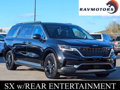 Used 2024 Kia Carnival SX