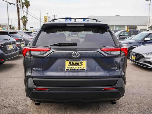 Used 2023 Toyota RAV4 XLE w/ Convenience Package image 9