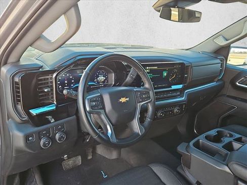 Certified 2025 Chevrolet Silverado 1500 LT image 9