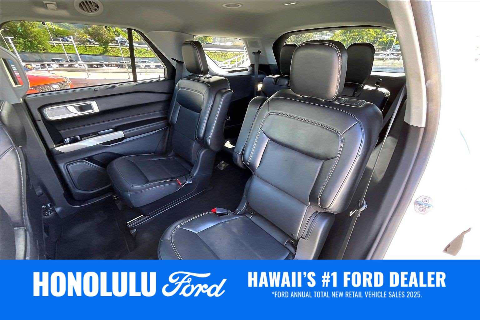 Used 2022 Ford Explorer Limited w/ Equipment Group 301A RWD image 29