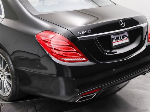 Used 2017 Mercedes-Benz S 550 Sedan image 12