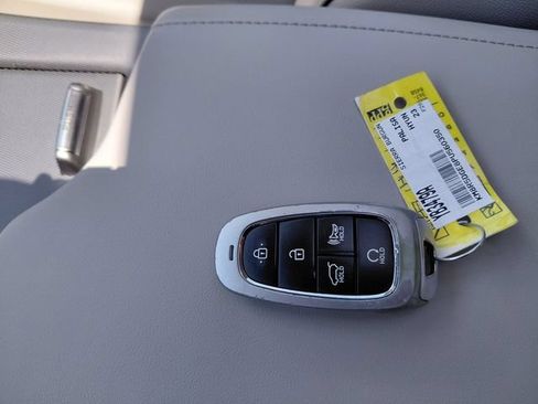 Used 2023 Hyundai Palisade Limited AWD/4WD image 36