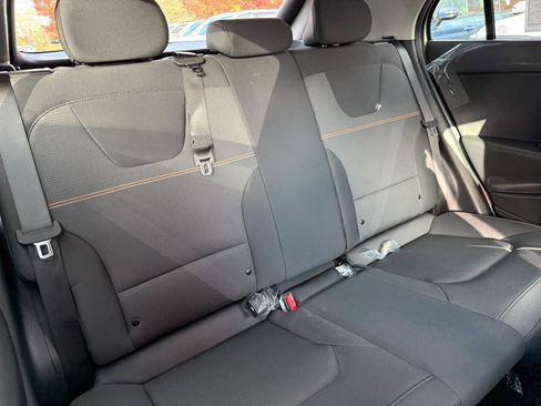 New 2026 Kia Niro LX image 10