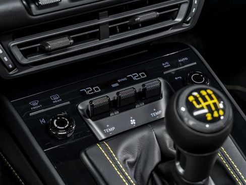 Used 2022 Porsche 911 GT3 RWD image 29