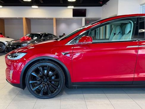 Used 2017 Tesla Model X 100D image 9