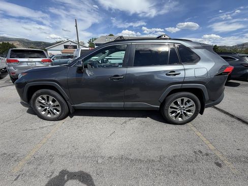 Used 2021 Toyota RAV4 XLE Premium FWD image 2