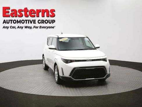 Used 2025 Kia Soul LX w/ LX Technology Package image 49