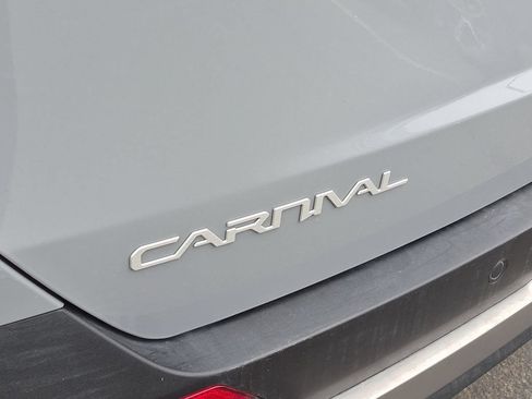 New 2026 Kia Carnival SX FWD image 33