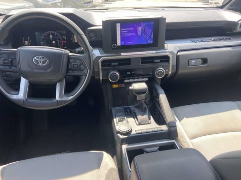 Used 2024 Toyota Tacoma SR5 AWD/4WD image 10