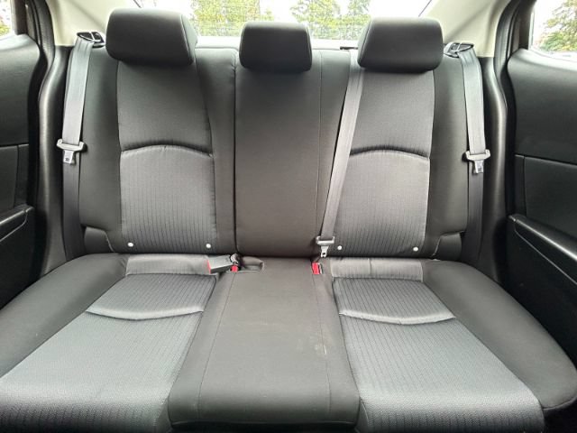 Used 2015 MAZDA MAZDA3 i Sport FWD image 28