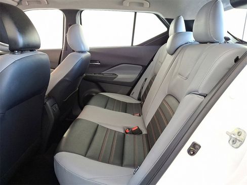 Used 2023 Nissan Kicks SR w/ SR Premium Package image 12