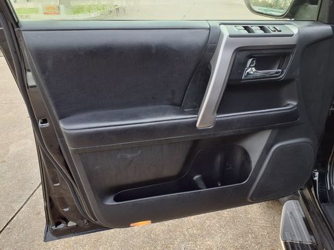 Used 2019 Toyota 4Runner SR5 Premium AWD/4WD image 18
