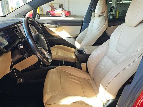 Used 2016 Tesla Model X 90D AWD/4WD image 7
