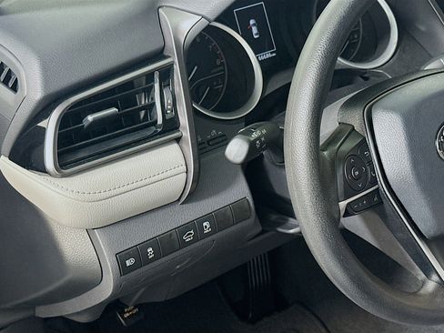 Used 2022 Toyota Camry LE image 16