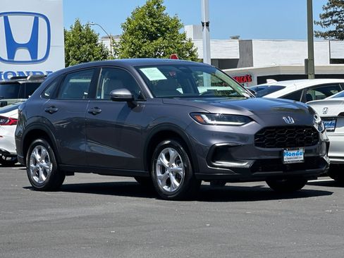 Used 2024 Honda HR-V LX image 6