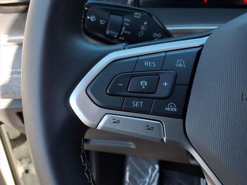 Certified 2025 Volkswagen Tiguan S image 25