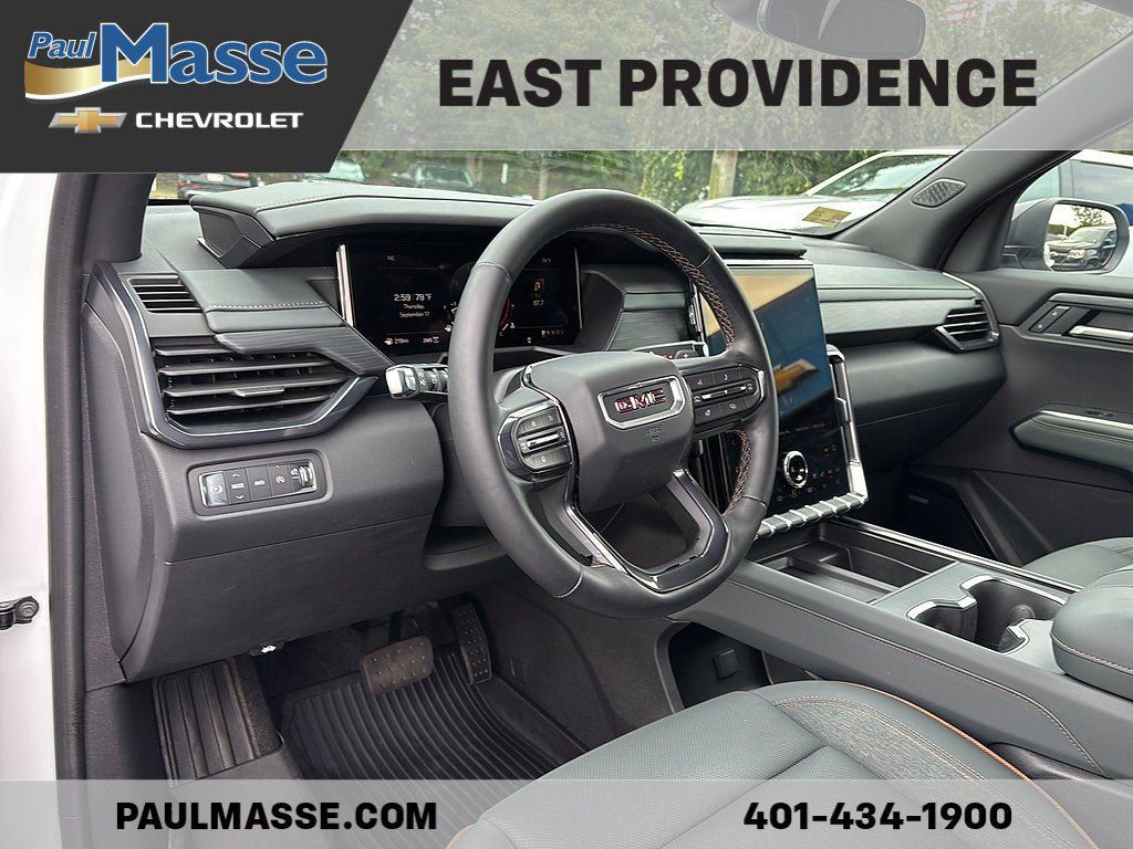 Used 2025 GMC Acadia AT4 w/ Luxury Package AWD/4WD image 17