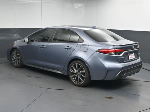 Used 2020 Toyota Corolla XSE image 6