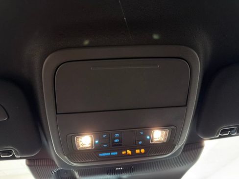 New 2026 Ford Explorer ST-Line w/ ST-Line Street Pack AWD/4WD image 16