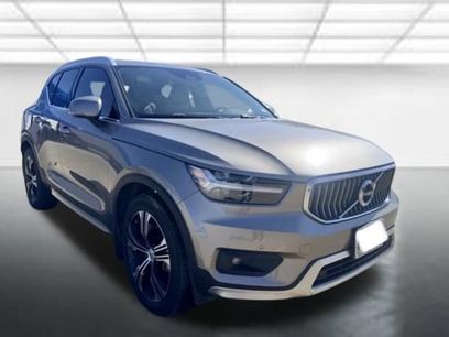 Used 2020 Volvo XC40 T4 Inscription