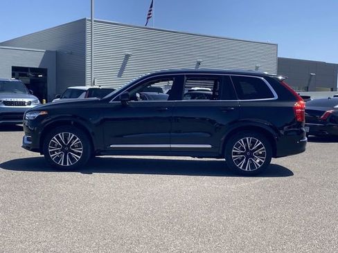 New 2025 Volvo XC90 T8 Plus w/ Protection Package Premier image 10