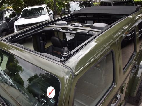 Used 2023 Jeep Wrangler Unlimited Rubicon 392 w/ Xtreme Recon 35" Tire Package image 35