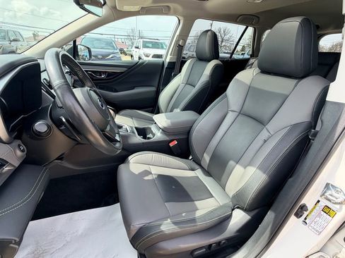 Used 2024 Subaru Outback Onyx Edition AWD/4WD image 8