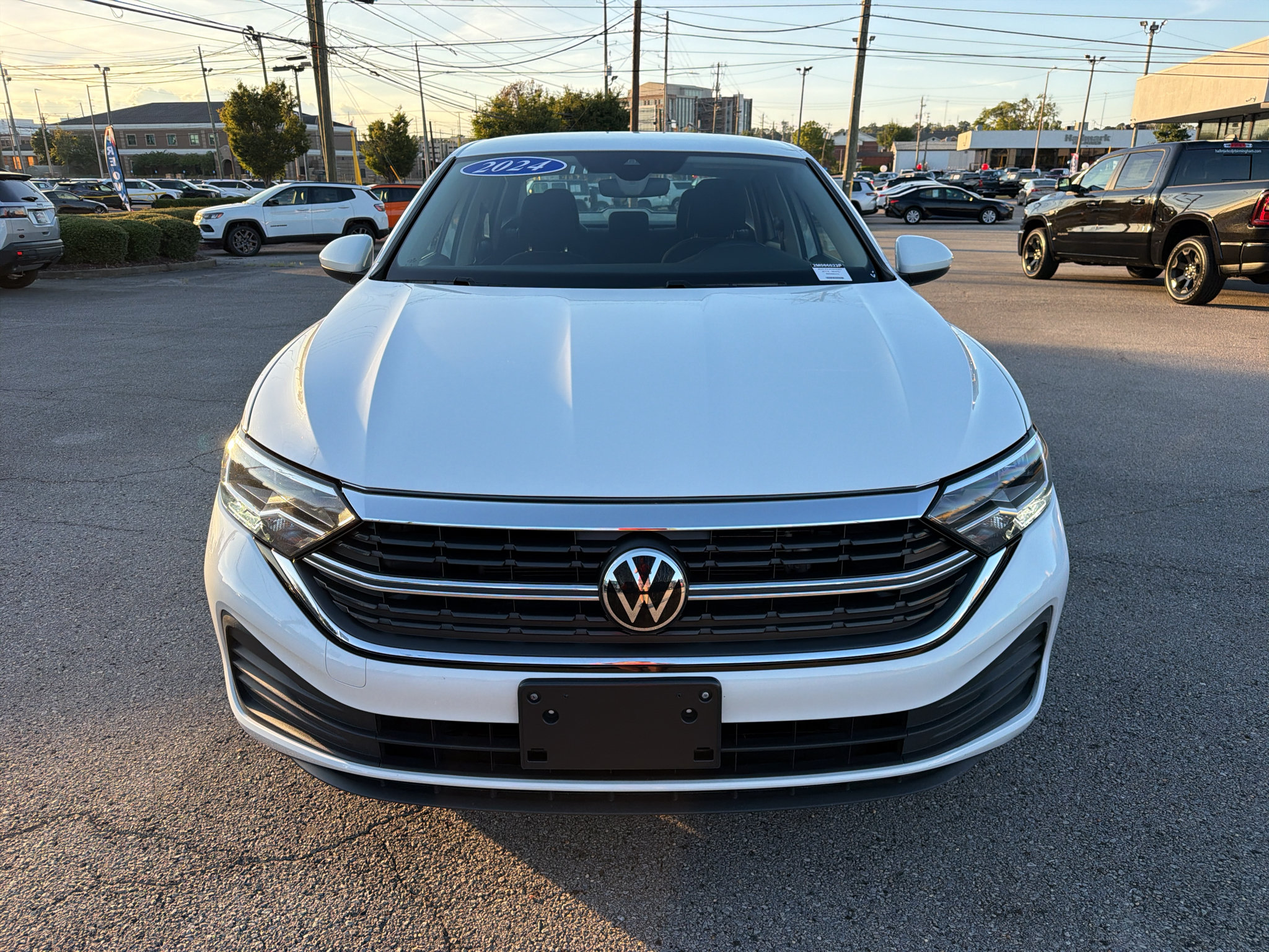 Used 2024 Volkswagen Jetta S FWD image 3