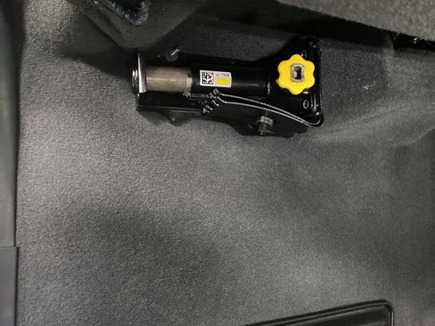 New 2026 Chevrolet Silverado 1500 LT image 39