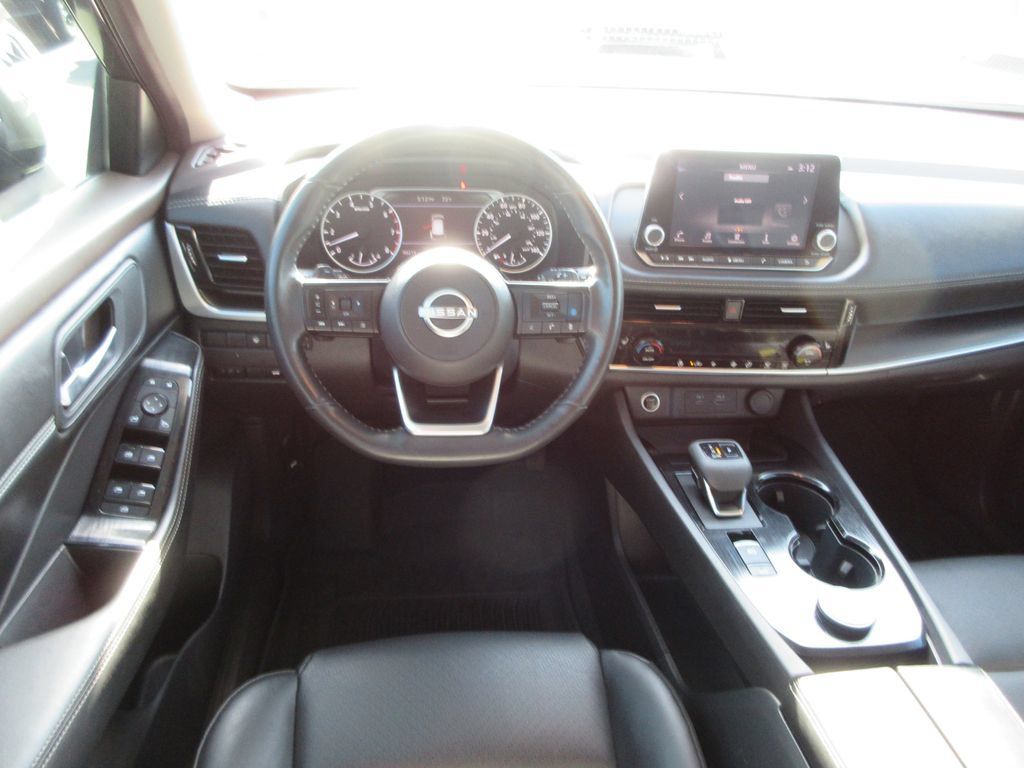 Used 2023 Nissan Rogue SV w/ SV Premium Package AWD/4WD image 15