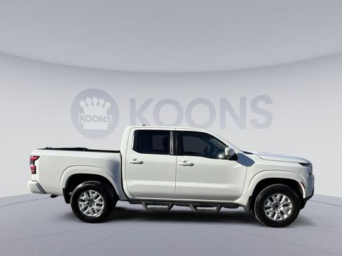 Used 2023 Nissan Frontier SV w/ Tow Package image 7