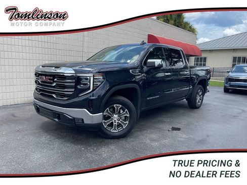 Used 2026 GMC Sierra 1500 SLT AWD/4WD image 1