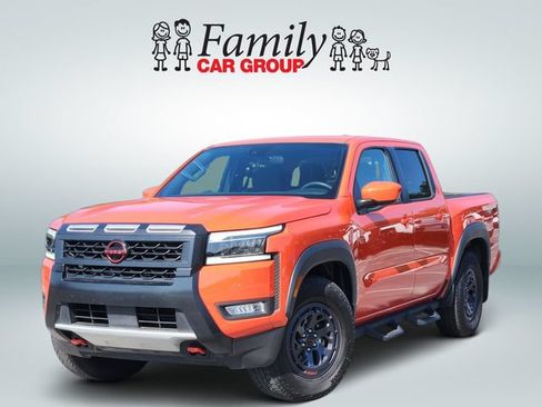 Used 2025 Nissan Frontier Pro-X RWD image 1