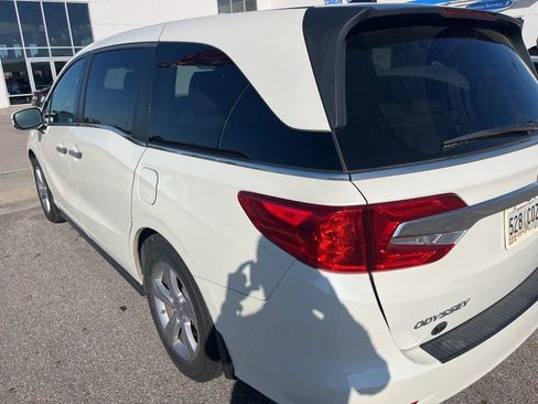 Used 2019 Honda Odyssey EX-L image 4