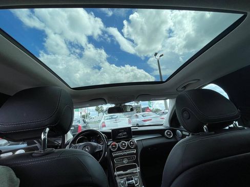 Used 2018 Mercedes-Benz C 300 4MATIC Sedan image 8