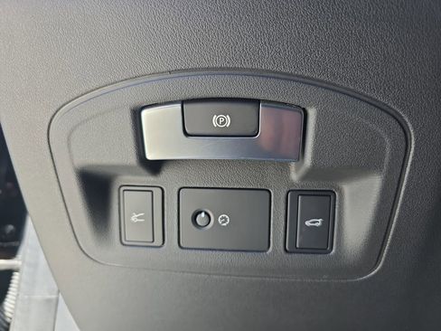 Used 2024 Jaguar I-PACE R-Dynamic HSE image 26