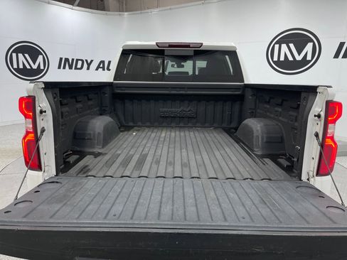 Used 2019 Chevrolet Silverado 1500 High Country image 25