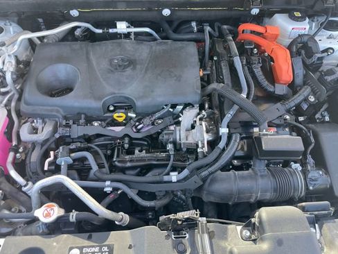 Certified 2021 Toyota RAV4 SE AWD/4WD image 31