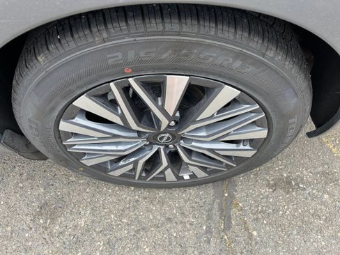 Used 2025 Nissan Altima 2.5 SV FWD image 30