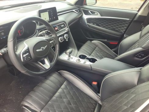 Used 2020 Genesis G70 2.0T w/ Prestige Package image 9